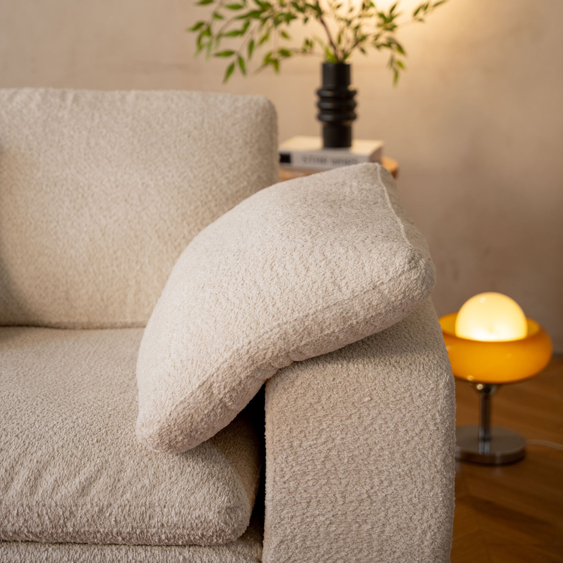 Sofá American - Bouclé Linho