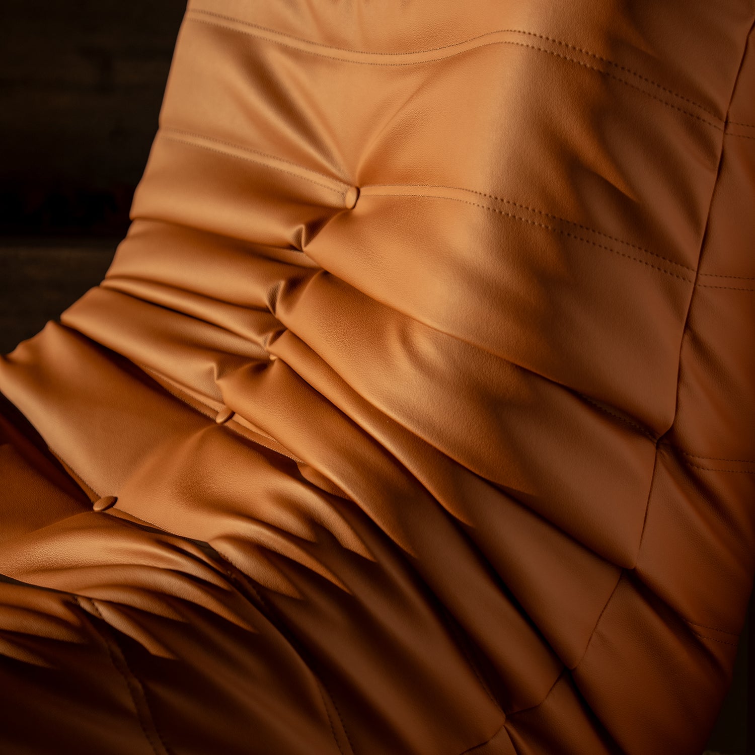 Poltrona na Caixa Cozy - Corino Marrom